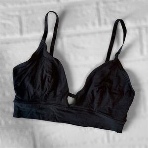 Hanes Black Size M Women's Bralette